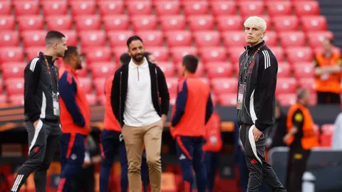 มีคนสะดุ้ง "รุ่นใหญ่แมนยูฯ" พูดตรงๆ ปม "อโมริม" ตัด 5 แข้งส่วนเกินพ้นทีม