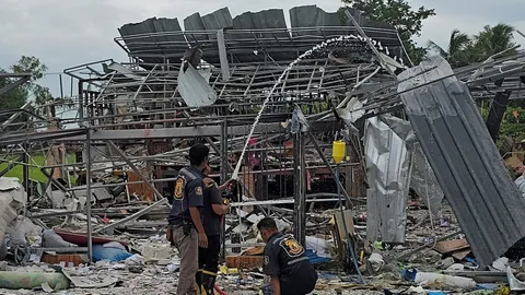 โรงงานพลุบึมร่างแหลกอนาถ 9 ศพ บาดเจ็บอีก 2 หญิงเจ้าบ้าน อาการสาหัส 