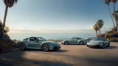 Porsche เปิดตัวรถสปอร์ต 3 รุ่น 911 Carrera 4S, 911 Carrera 4S Cabriolet และ 911 Targa 4S 