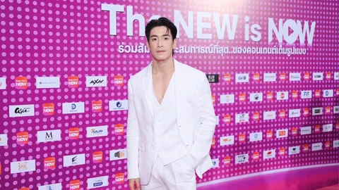 อาเล็ก ธีรเดช นำทีมคนบันเทิง ชวนเปิดประสบการณ์ ที่สุดของคอนเทนต์