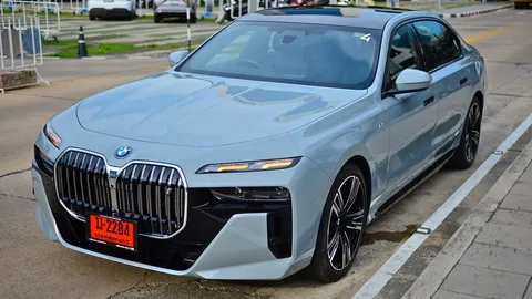 ประกอบไทยราคาดีงาม ทดสอบเรือธงไฟฟ้า BMW i7 XDRIVE 60 M SPORT
