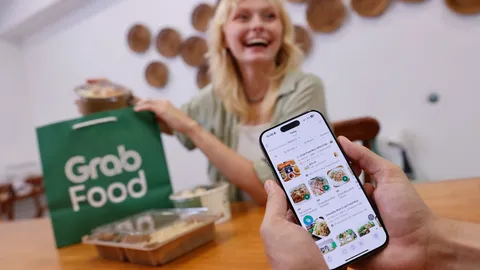 ข้าวผัด ข้าวมันไก่ ชาไทย เมนูง่ายๆ ที่ชาวต่างชาตินิยมสั่งผ่าน Grab ในไทย