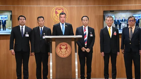 พปชร. ดาหน้า ซัดรัฐบาล จี้เปิดรายละเอียดเจรจาภาษีสหรัฐฯ