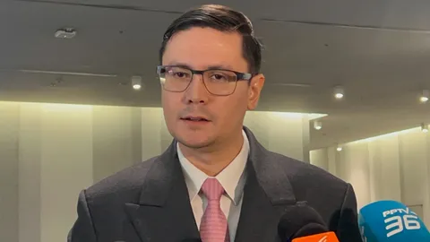 “โรม” ไม่สนข่าวปล่อยอ้าง 70 สส.พรรคประชาชนไม่ไปต่อกับพรรค แนะให้ดูใครได้ประโยชน์