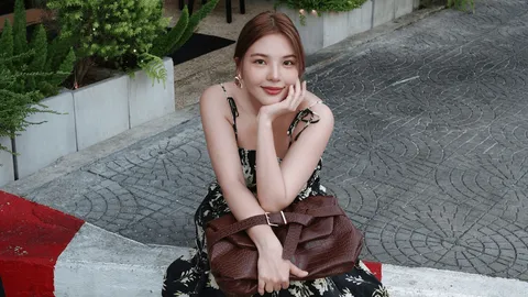 เปิดประวัติ อร BNK หรือ อรอุ๋ง สาวสวยน่ารักเหมือนแมวน้ำ ผู้กุมหัวใจเหล่าโอตะ