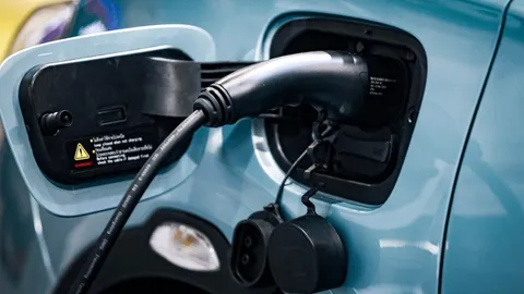 สมอ.รุกคุม “ชุดชาร์จอีวี” 3 มอก.เร่งให้มีผลบังคับใช้ภายในปี 2569