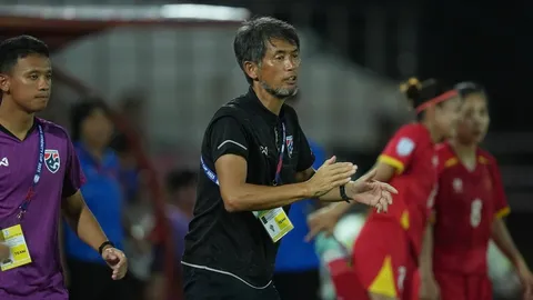 กุนซือบอลหญิงไทย เผยสาเหตุแพ้ เวียดนาม ศึกชิงแชมป์อาเซีียน 2025