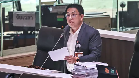 "วิโรจน์" เดือดฉะงบกรมทางหลวงจัดซื้อรถเคลนที่ผิดกฎหมาย