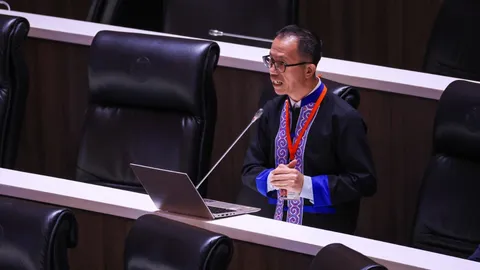 สส.ปชน. ซัดงบปลูกป่าปีละพันล้าน แต่ป่ามีแต่ลด - งบตกแต่งภายใน สผ. แพงกว่าตลาด 3 เท่า