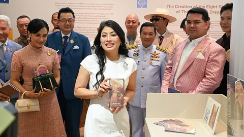 โลกประจักษ์วิสัยทัศน์ “Bring the Village to the World” ทรงทุ่มเทพัฒนาภาพลักษณ์หัตถศิลป์ไทยสู่สากล