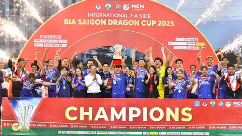 "ทีมชาติไทย" บุกไปชนะ "เวียดนาม" คว้าแชมป์ฟุตบอล 7 คน ปิดฉากการรอคอย 3 ปี