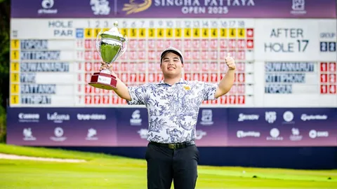  "ท็อปกัน" ณัฎฐพัชร์ แก้วพิบูลย์ คว้าแชมป์แรกออลไทยแลนด์ฯ “สิงห์ พัทยา โอเพ่น 2025” ที่แหลมฉบังฯ