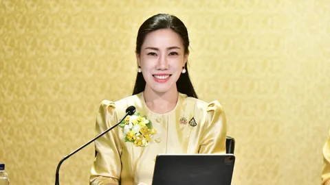 รัฐบาลเชิญชวนสวมใส่ชุดผ้าไทยดัน Soft Power สอดคล้องพระดำรัส “เจ้าฟ้าสิริวัณณวรีฯ”