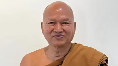 สะพัด "หลวงพ่ออลงกต" ลาออกจากตำแหน่ง "เจ้าอาวาสวัดพระบาทน้ำพุ"