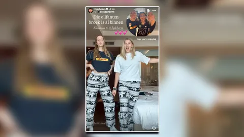 “พิมพิชยา” ให้ยูนิฟอร์มนักท่องเที่ยว 2 สาวเนเธอร์แลนด์ ต้อนรับบู๊ ชิงแชมป์โลก 2025