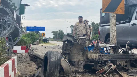 คาร์บอมบ์ตากใบ พบคนร้ายใช้รถเก๋งซุกระเบิดแสวงเครื่องอัดใส่ถังแก๊สน้ำหนักรวม 75 กก.