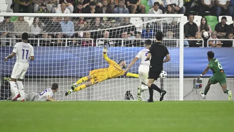 ผลบอล ฟิออเรนติน่า บุกถล่ม โปลิสเซียฯ ศึกเพลย์ออฟ ยูฟ่า คอนเฟอเรนซ์ลีก