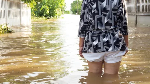 ปภ. แจ้งเตือน 45 จังหวัด เฝ้าระวังสถานการณ์ "น้ำท่วมฉับพลัน-น้ำป่าไหลหลาก"
