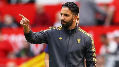 เลือกยากเหลือเกิน! "อโมริม" ยังตอบไม่ได้ "โอนาน่า" หรือ "บายินดีร์" ใครจะได้เฝ้าเสาเกมฟูแล่ม