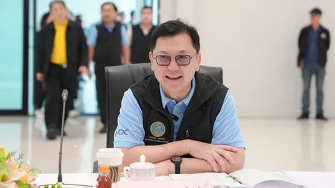 จตุพร ควง สุชาติ นำพาณิชย์ลงพื้นที่จันทบุรี ผนึกกำลังทุกภาคส่วน เร่งแก้ปัญหาลำไย-ค้าชายแดน-แรงงาน