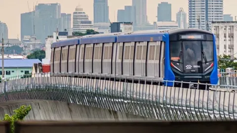 “โฆษกคมนาคม” เผยยอดลงทะเบียนรับสิทธิ์ "รถไฟฟ้า 20 บาท" ล่าสุดทะลุ 2 แสนคน