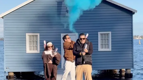 เนย วรัฐฐา ประกาศข่าวดี โพสต์คลิปยิงพลุควันสีฟ้า เฉลยเพศได้ “ลูกชาย” สมใจ