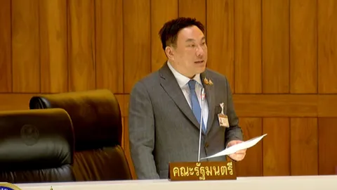 รมช.คลัง ยอมรับไม่เร่งสอบคดีนายกฯ ใช้ตั๋วพีเอ็นซื้อหุ้นญาติพี่น้อง อ้างอยู่ระหว่างหาข้อมูลเพิ่ม