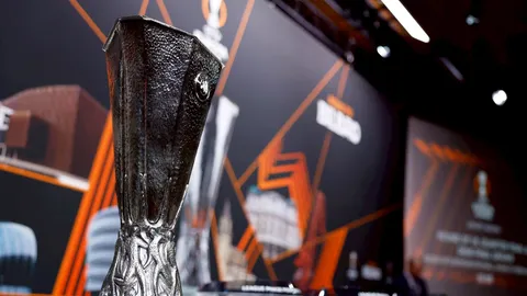 "โรม่า-วิลล่า-เบติส" เจองานหนัก สรุปผลจับสลากยูโรปาลีก 2025-26 รอบลีกเฟส