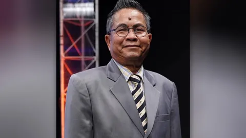 จากปากลูกสาว เด๋อ ดอกสะเดา คอนเฟิร์มพ่อแข็งแรง-สบายดี หลังมีเพจปล่อยข่าวมั่ว