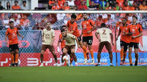 "บุรีรัมย์" บุกเฉือน "เชียงราย" 2-1 คว้าชัย 3 นัดรวด นำเดี่ยวจ่าฝูงไทยลีก 1