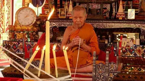 "หลวงปู่บัว ถามโก" เกจิดัง มรณภาพอย่างสงบ สิริอายุ 99 ปี 77 พรรษา