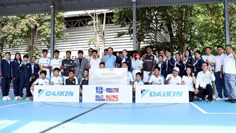 ชลบุรี เอฟซี ส่ง 3 แข้ง ร่วมเตะบอล กิจกรรมเปิดสนาม Daikin Dream Stadium Season 2