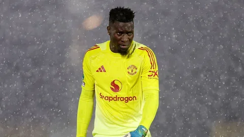 “โอนาน่า” เก้าอี้ร้อน! อโมริม อาจขายให้ลีกซาอุฯ ปรับโครงสร้างโกลแมนยูฯ ใหม่