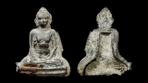 "พระร่วงนั่ง หลังลิ่ม"  เด่นเรื่องโชคลาภ วาสนา “ครบเครื่อง” ทั้งบู๊-บุ๋น