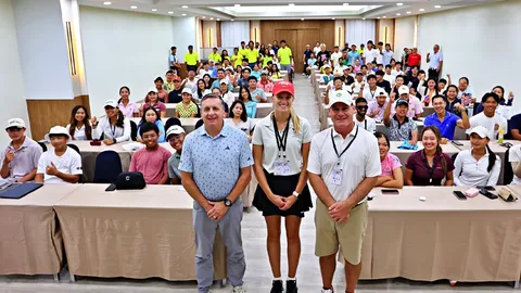 เยาวชนจาก 13 ชาติ ร่วมศึกสวิง "ไทยแลนด์ จูเนียร์" โค้ช ม.ดังจากอเมริกา บินมาดู