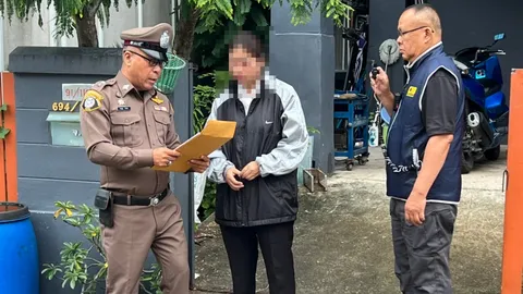 จับประธานนิติฯ หมู่บ้านหรู รวมหัวเจ้าหน้าที่เขตบางขุนเทียน นำรถบีบอัดขยะ ของหลวง หารายได้เสริม