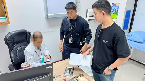 รวบคาคลินิก หมอเก๊หนีคดี อาละวาดไปทั่ว สารภาพไม่เคยเรียนแพทย์ เอาเงินไปเล่นพนัน