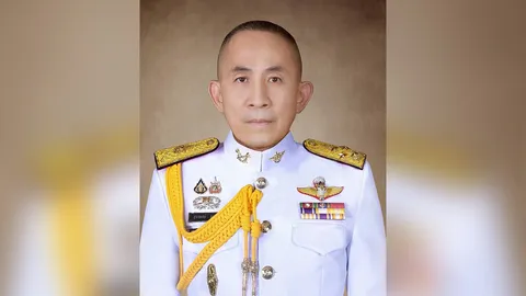 ประวัติ “บิ๊กหนุ่ย พล.อ.ธราพงษ์” ผงาดขึ้นเป็นปลัดกระทรวงกลาโหม คนใหม่