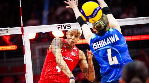 "ตุรกี" สร้างประวัติศาสตร์ ทะลุชิงชนะเลิศวอลเลย์บอลหญิงชิงแชมป์โลก หลังพลิกดับ "ญี่ปุ่น" 3-1 เซต