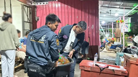 บุกจับโรงผลิตน้ำท่อมหาดใหญ่ มีจัดโปรกระตุ้นยอดขาย ทำบัตรสะสมแต้ม 10 ขวดฟรี 1