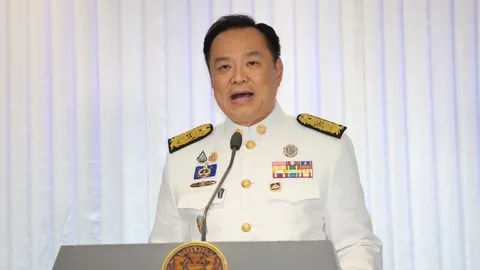 “อนุทิน” นายกฯ คนที่ 32 แถลงครั้งแรก ทำงานไม่หยุด ลุยแก้ 4 เรื่อง ยุบสภาใน 4 เดือน