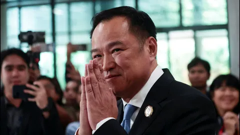 ดวงอนุทิน นายกฯ คนที่ 32 ปลายปี 68 พ้นเคราะห์ ชะตาระวังผู้หญิงสร้างความเดือดร้อน