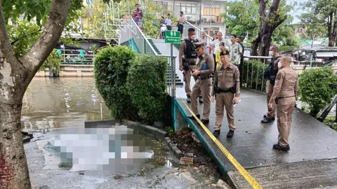 พบศพชายนิรนาม ถูกเชือกพันธนาการมือเท้า ถ่วงน้ำด้วยแท่งปูน ในคลองแสนแสบ