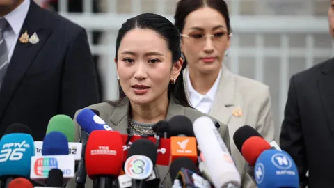 “อิ๊งค์” น้ำตาซึม บอก “ทักษิณ-ครอบครัว” กำลังใจดี พร้อมทำหน้าที่ฝ่ายค้าน (คลิป)