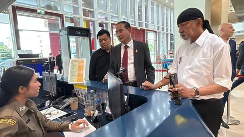 "ถั่วแระ" เข้าพบ ตร. แจงปมวัดพระบาทน้ำพุ ยอมรับเคยทำบุญ ปัดเอี่ยวเรื่องที่ดิน