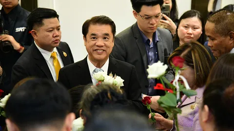 “สุริยะ” ฝาก รมว.คมนาคมใหม่ สานต่อถนนพระราม 2 พ้อเสียดายนโยบายรถไฟฟ้า 20 บาท