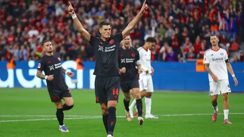 ผลบอล เลเวอร์คูเซ่น 9 คน ไล่อัด แฟรงค์เฟิร์ต คว้าชัยศึกบุนเดสลีกา