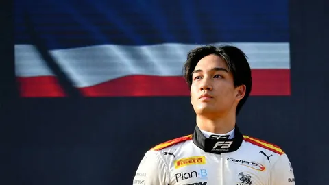 เพลงชาติไทยกระหึ่ม