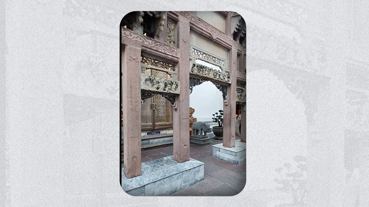 ลอดประตูฮกลกซิ่ว วัดโพธิ์ ความเชื่อเป็นการสะเดาะเคราะห์ มีโชคลาภทันใจ