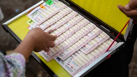 โหรดังเปิดดวง ราศีมือแม่น หยิบเลขไหน เลขนั้นให้โชค รวยสมใจหวัง!